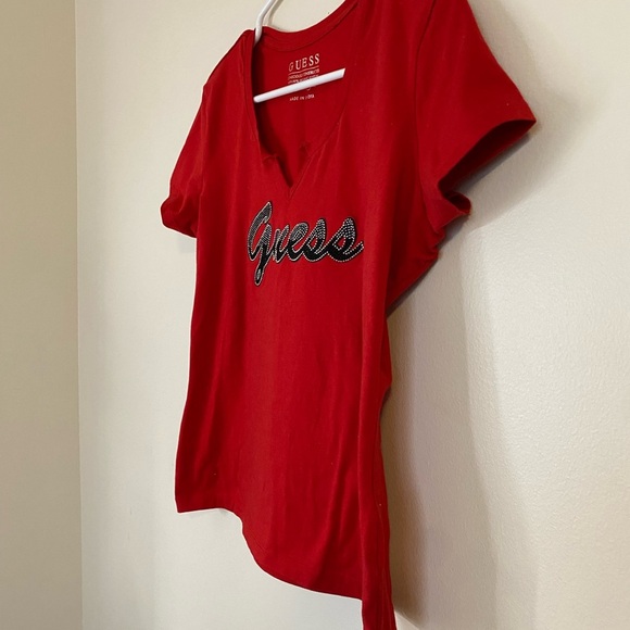 Guess Women's Red V-Neck Top Size Large - Picture 4 of 10